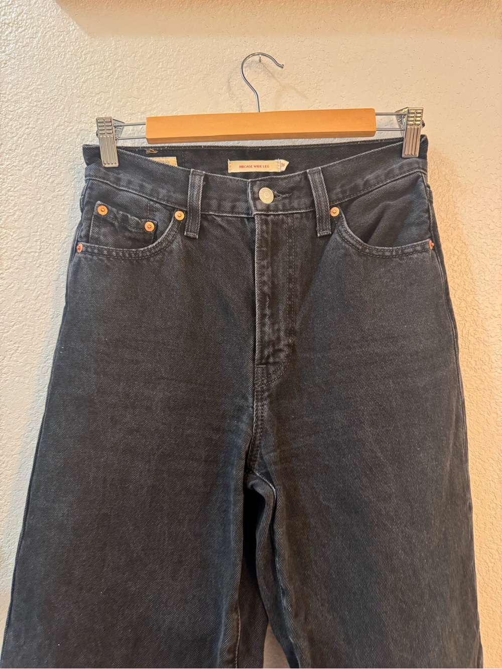 Levi's High-Rise Wide Leg Jeans - Charcoal Black - Picture 4 of 10